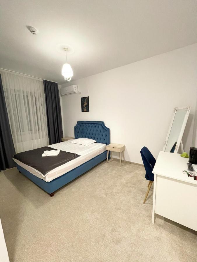 Cochet Boutique Hotel Târgu Jiu Buitenkant foto