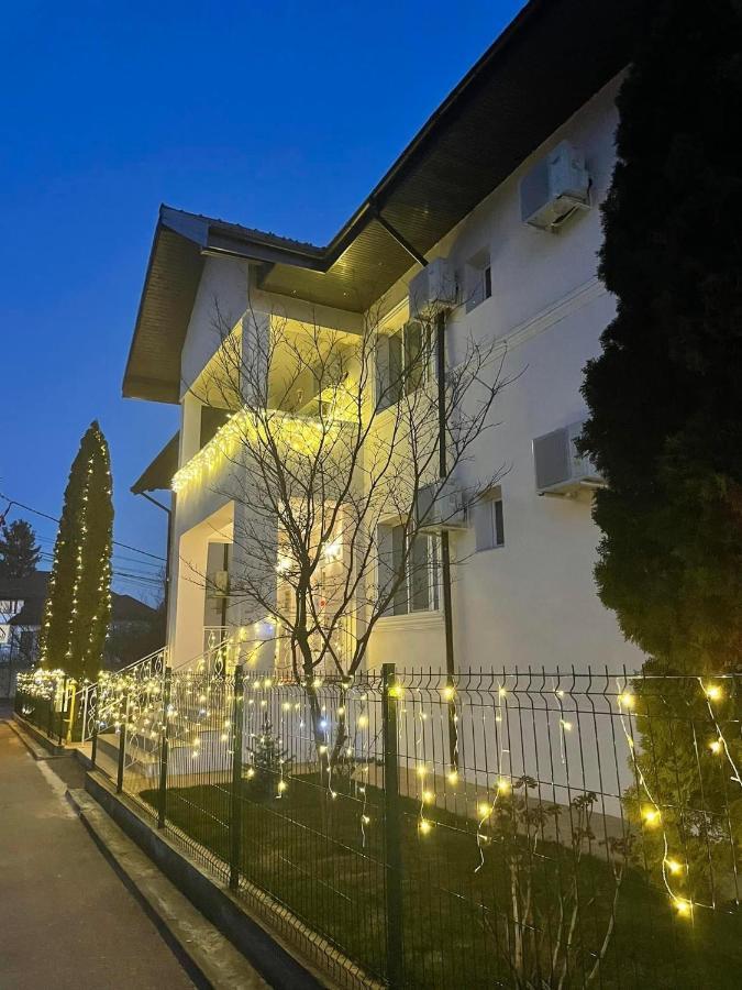 Cochet Boutique Hotel Târgu Jiu Buitenkant foto