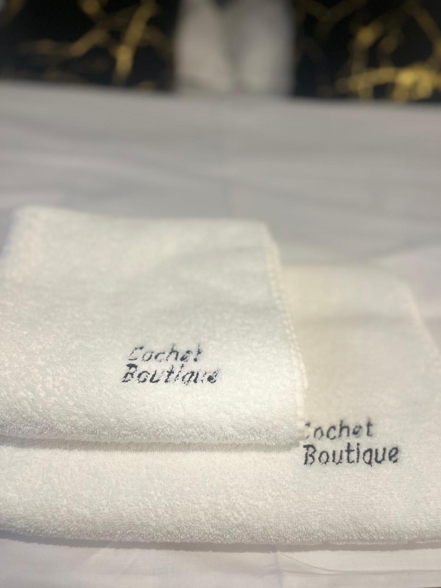 Cochet Boutique Hotel Târgu Jiu Buitenkant foto